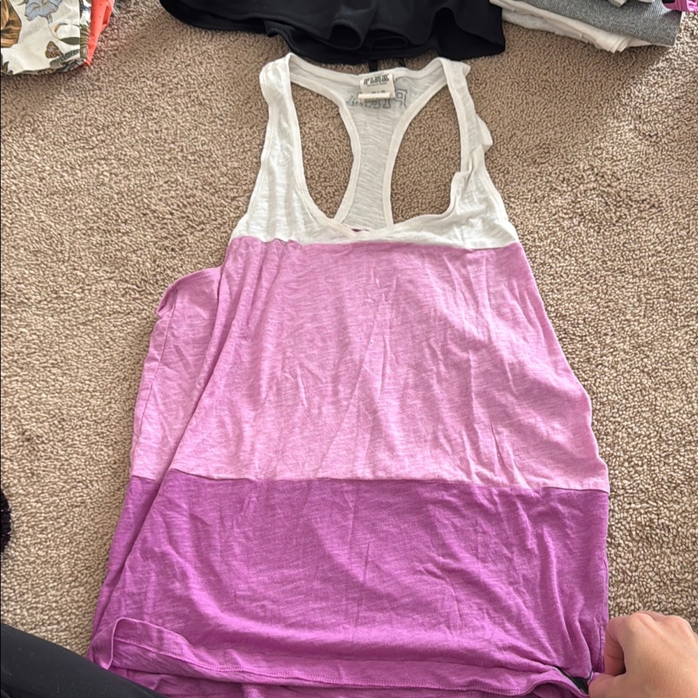 VS pink colorblock tank